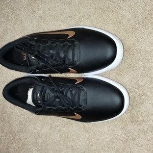 Women's Size 8.5 Nike Vapor Black/White/Bronze  Golf Shoes AQ2324-001